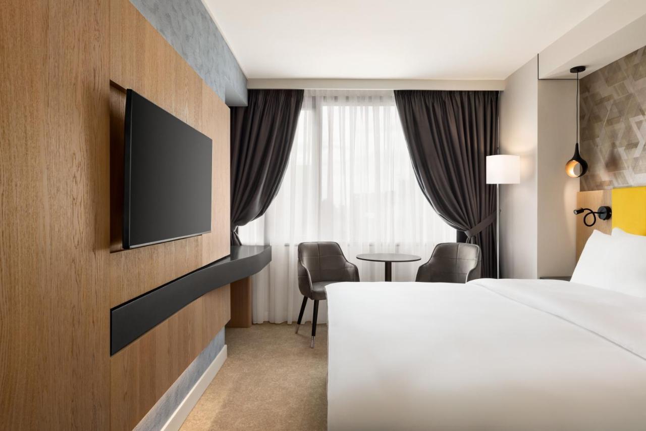 Hotel Ramada By Wyndham Slatina Parc Zewnętrze zdjęcie
