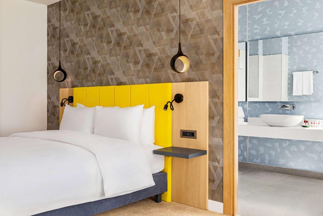 Hotel Ramada By Wyndham Slatina Parc Zewnętrze zdjęcie