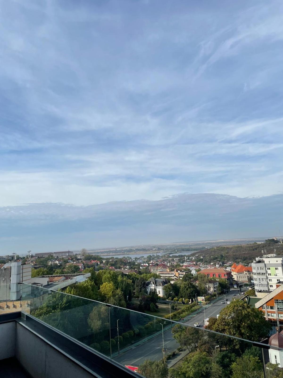 Hotel Ramada By Wyndham Slatina Parc Zewnętrze zdjęcie